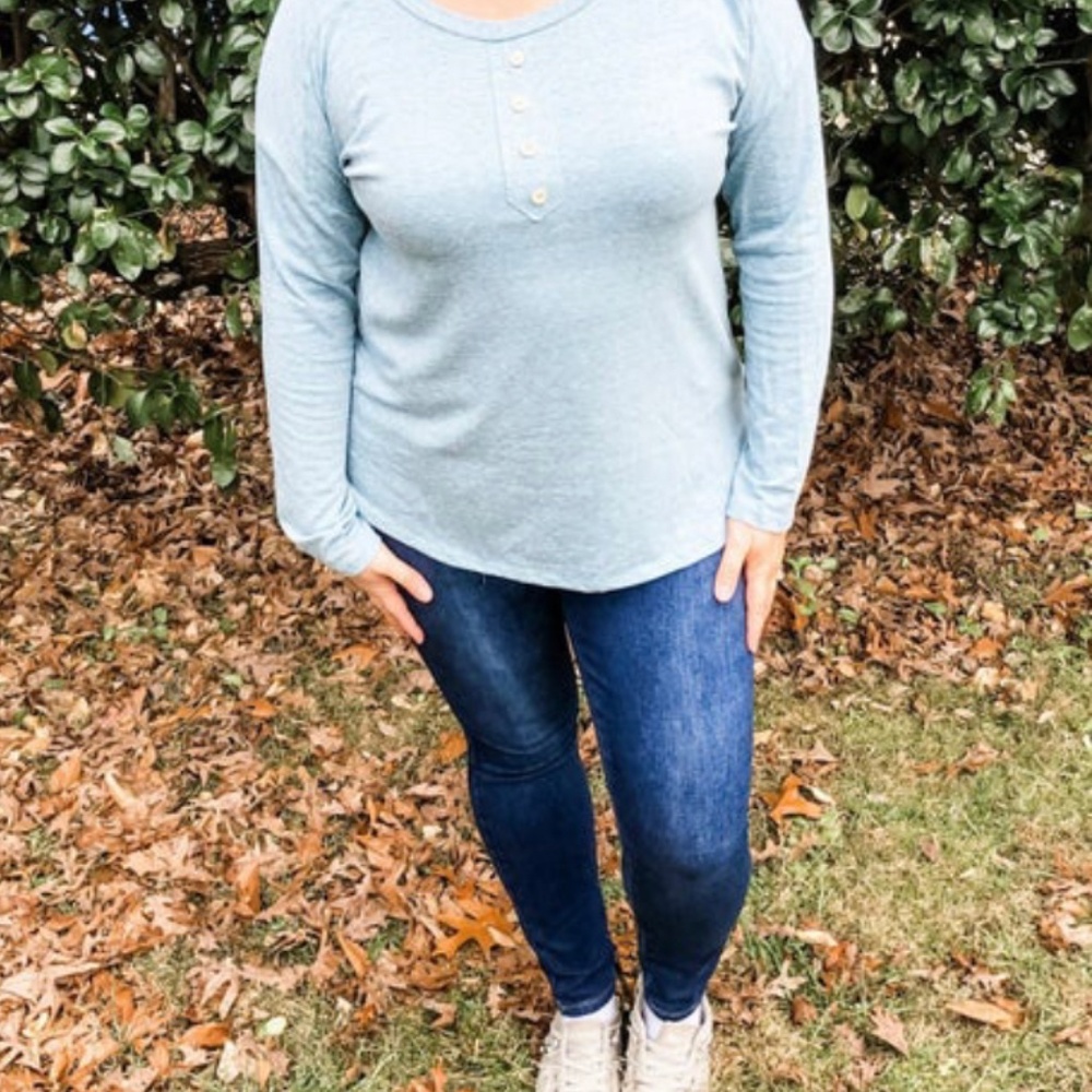 Long Sleeve Scoop Neck Top
